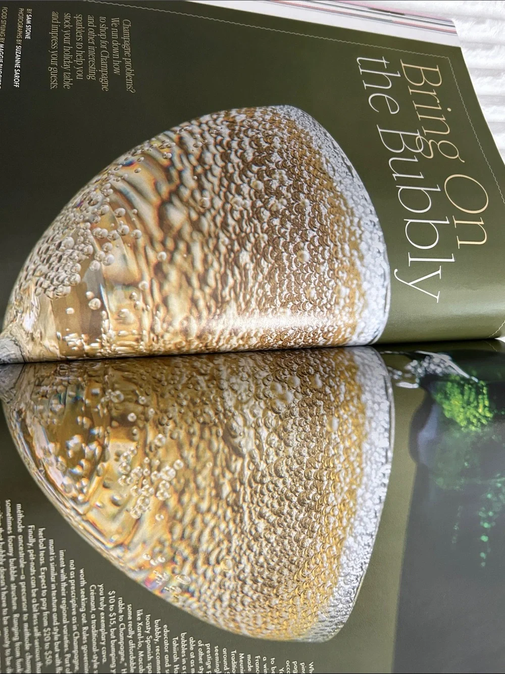December 2024 / January 2025 Bon Appetit Magazine - Holiday Issue Vol 69 No 10